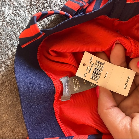 Aerie low cut one piece swimsuit - Picture 2 of 3